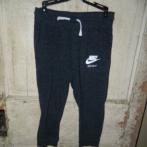 Nike Sportswear Gym Vintage Capri Pants Size S (UU-24)